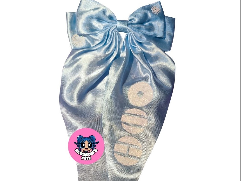 Arirang Hairclip (Baby Blue w White Motifs)